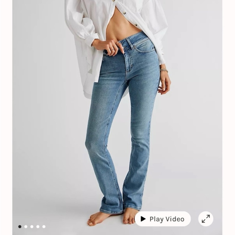 We the Free Shayla Midrise Skinny Flare Jeans - Sz 30